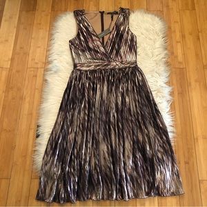 BCBG MAXAZRIA Metallic Pleated Shimmer Dots V-neck Holidays Womens Dress size S